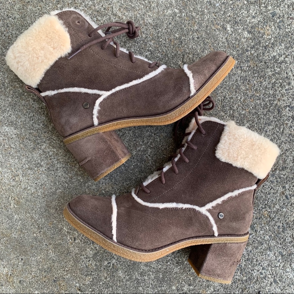 UGG Esterly Boots
